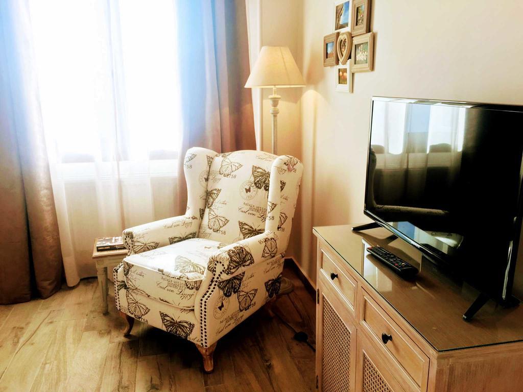 Almondhouse Suites With Fireplace - Adults Only Arachova Esterno foto