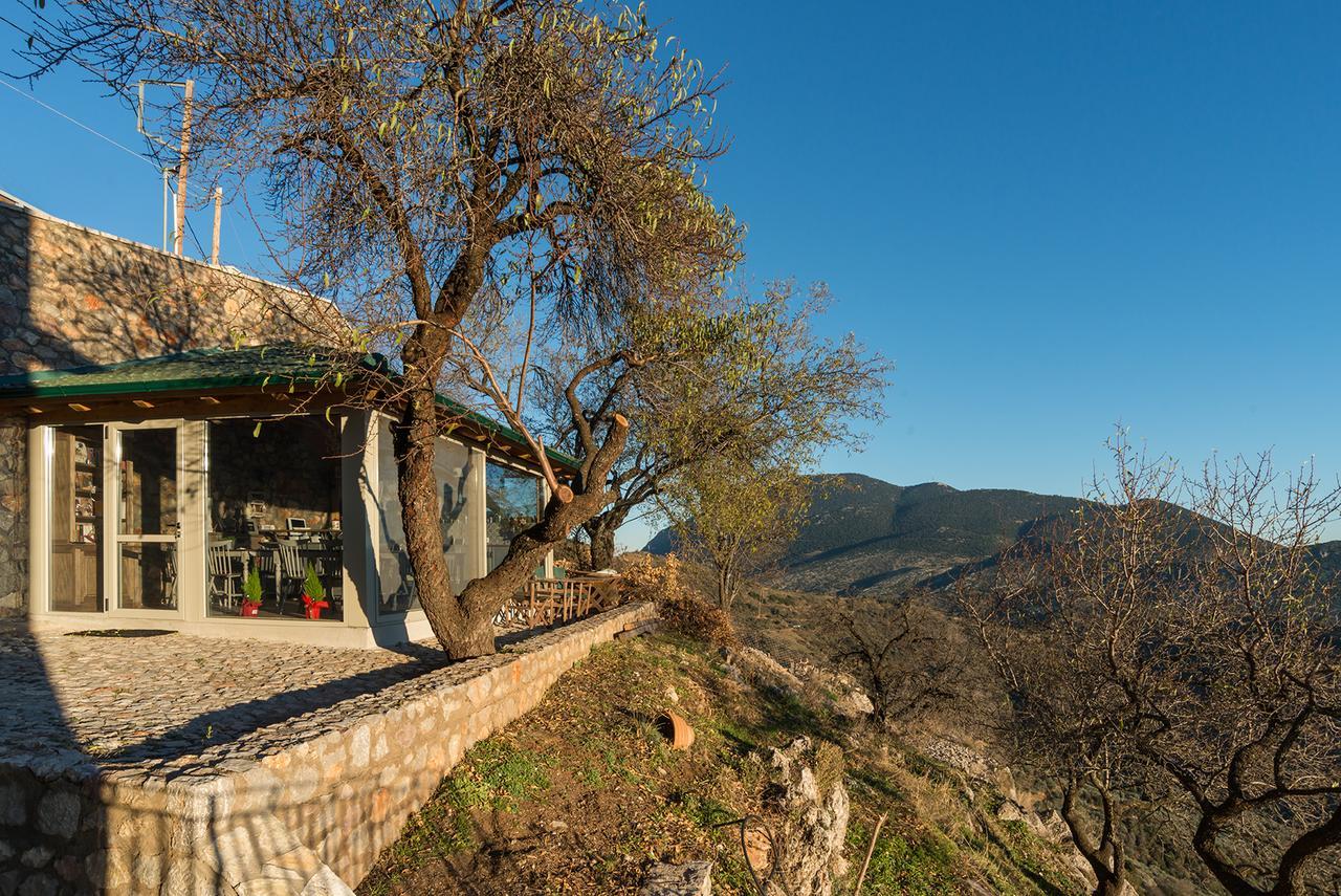 Almondhouse Suites With Fireplace - Adults Only Arachova Esterno foto