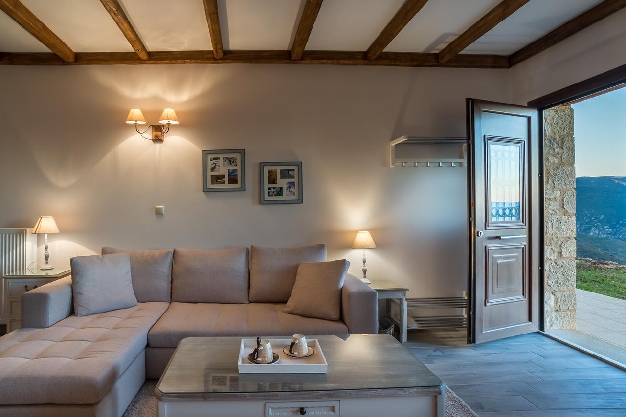 Almondhouse Suites With Fireplace - Adults Only Arachova Esterno foto