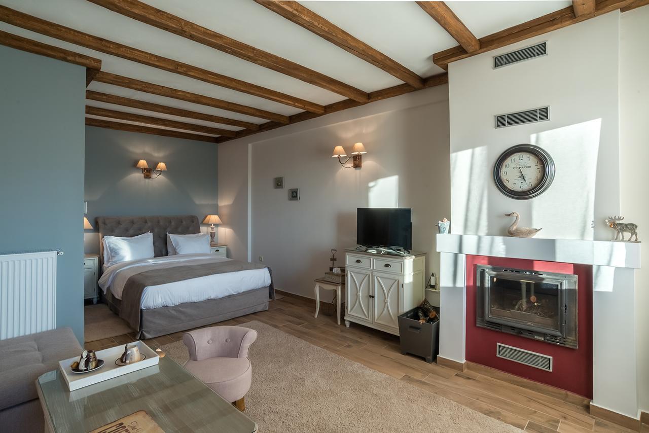 Almondhouse Suites With Fireplace - Adults Only Arachova Esterno foto