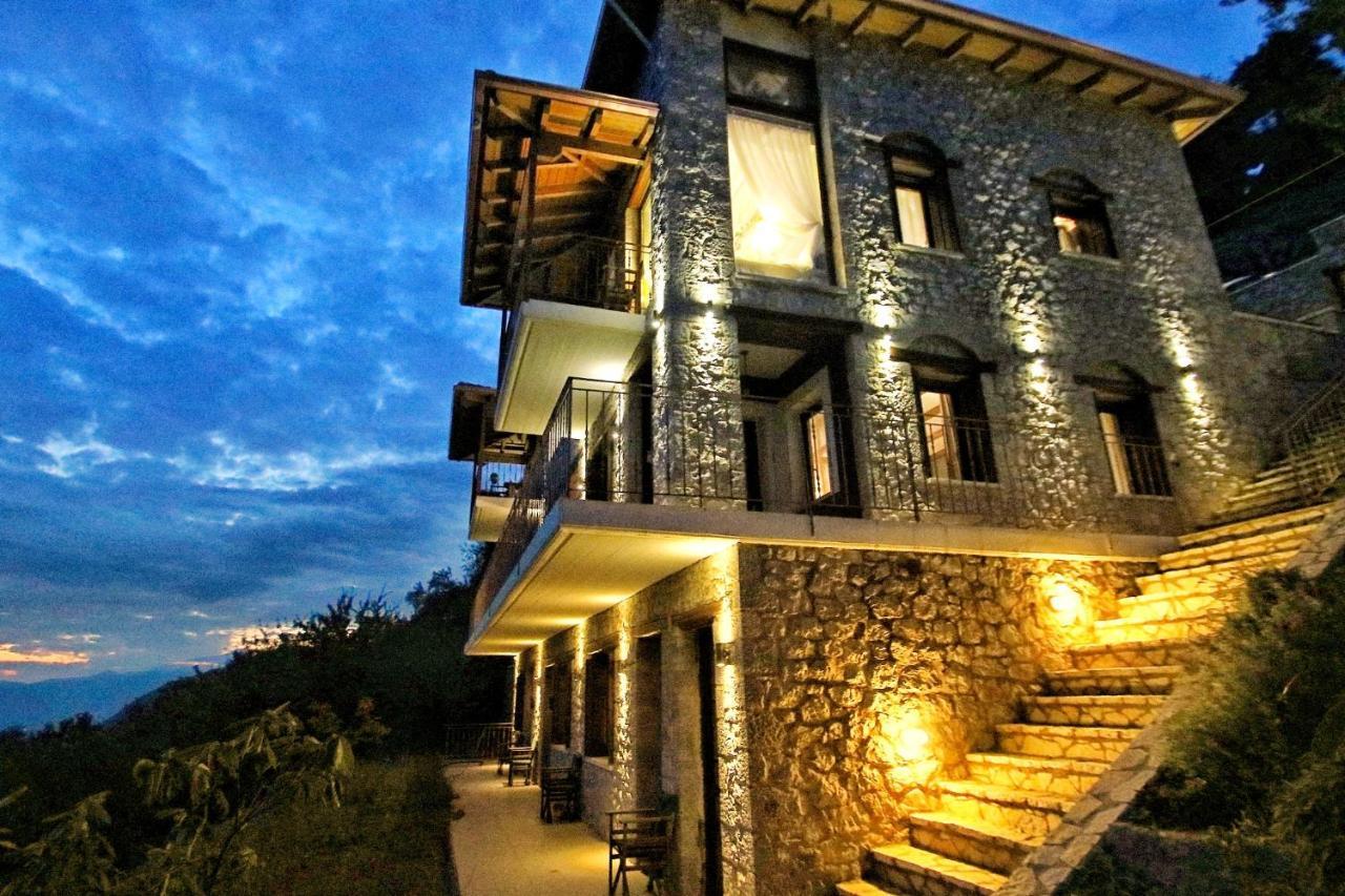 Almondhouse Suites With Fireplace - Adults Only Arachova Esterno foto