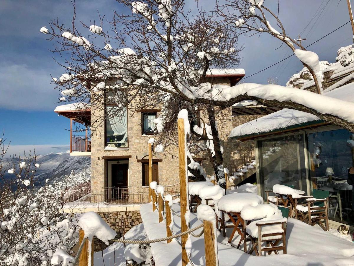 Almondhouse Suites With Fireplace - Adults Only Arachova Esterno foto
